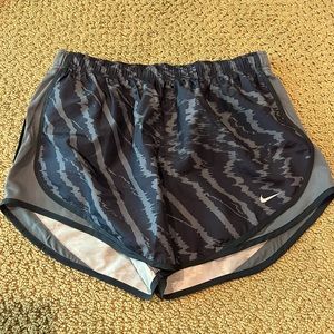 NEW NIKE SHORTS